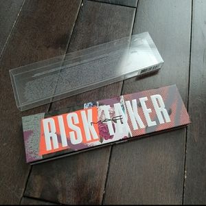 MAC Cosmetics Risk Taker Eye Shadow Palette NEW